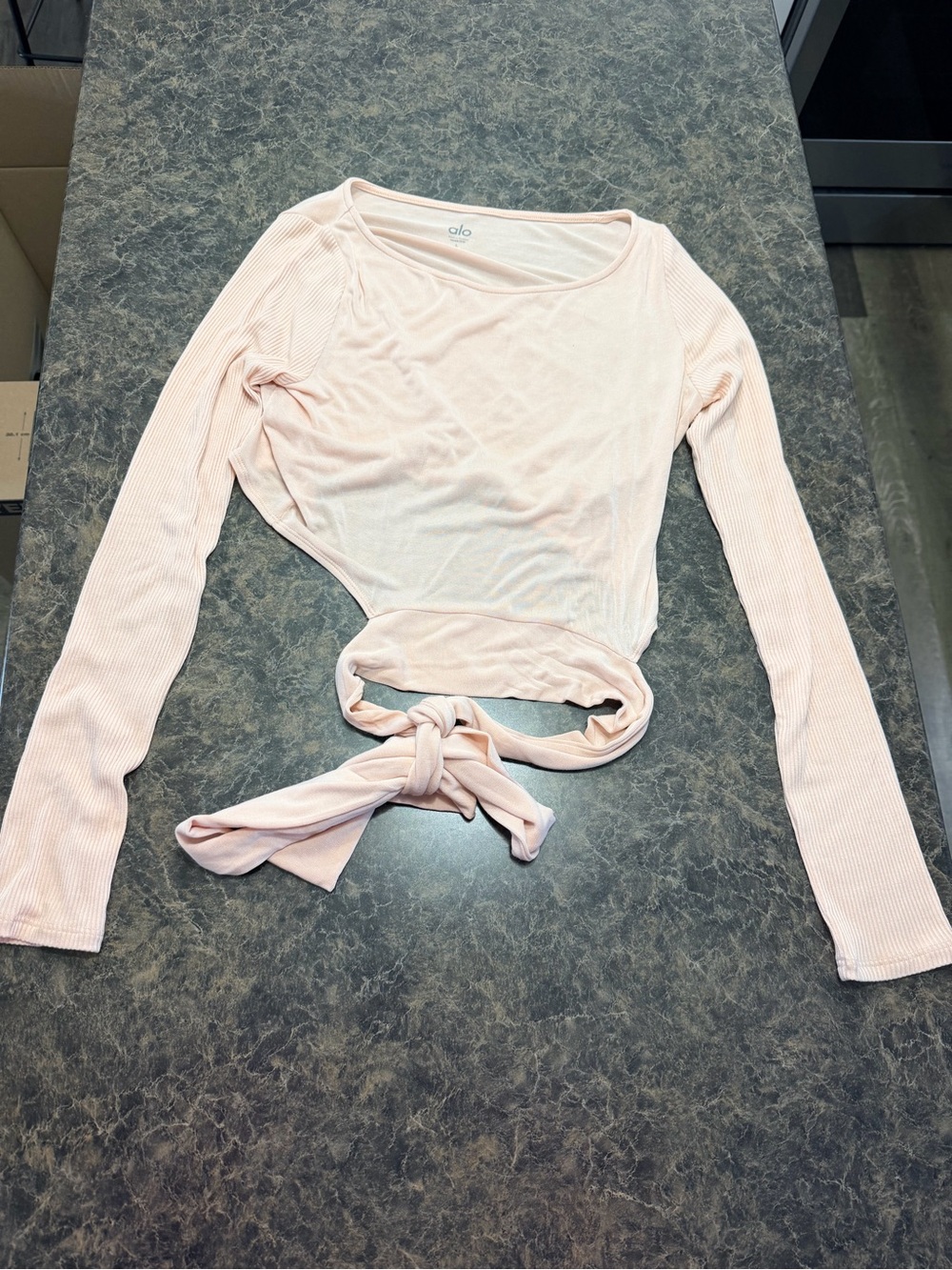 ALO Yoga Barre Long Sleeve Tie-Waist Crop Top, Blush Pink - Large